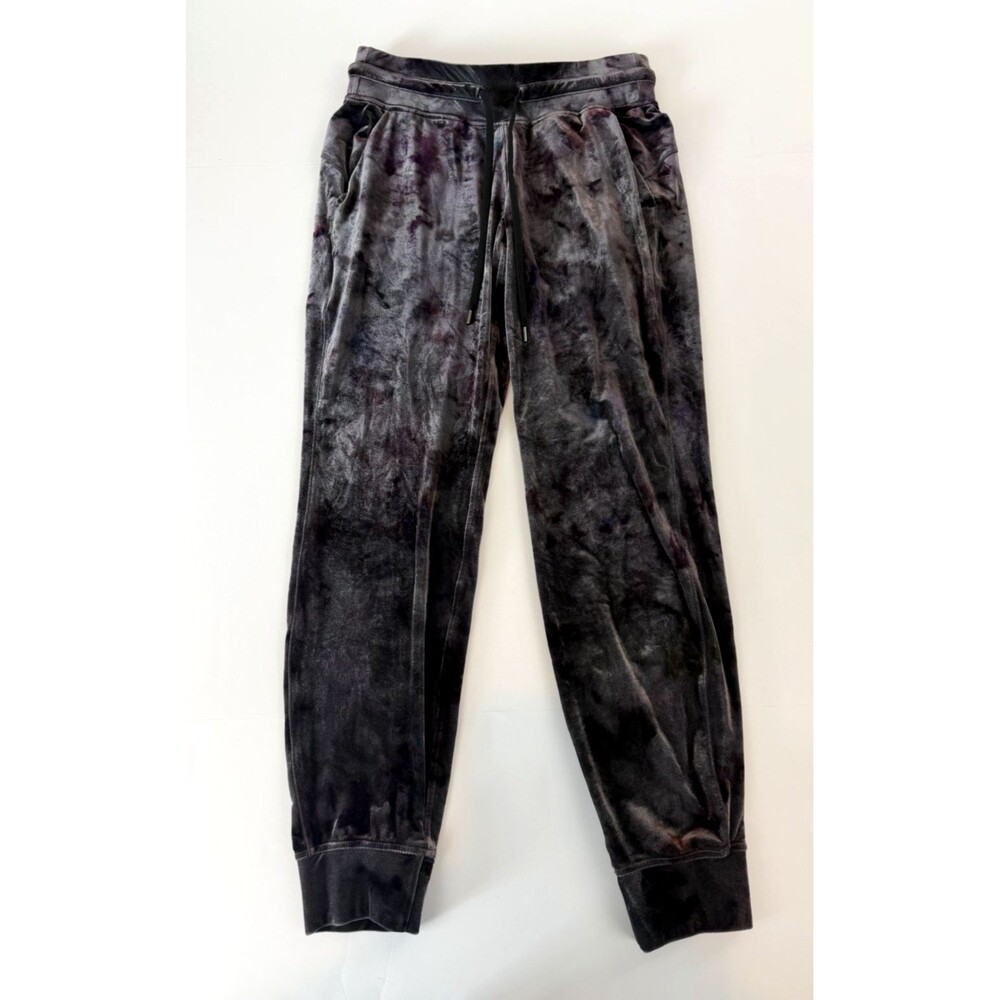 Lululemon Athletica Women’s Size 6 Iridescent Velvet Jogger Pants Black Plum